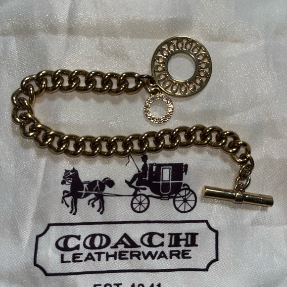 Toggle link bracelet - Picture 5 of 9